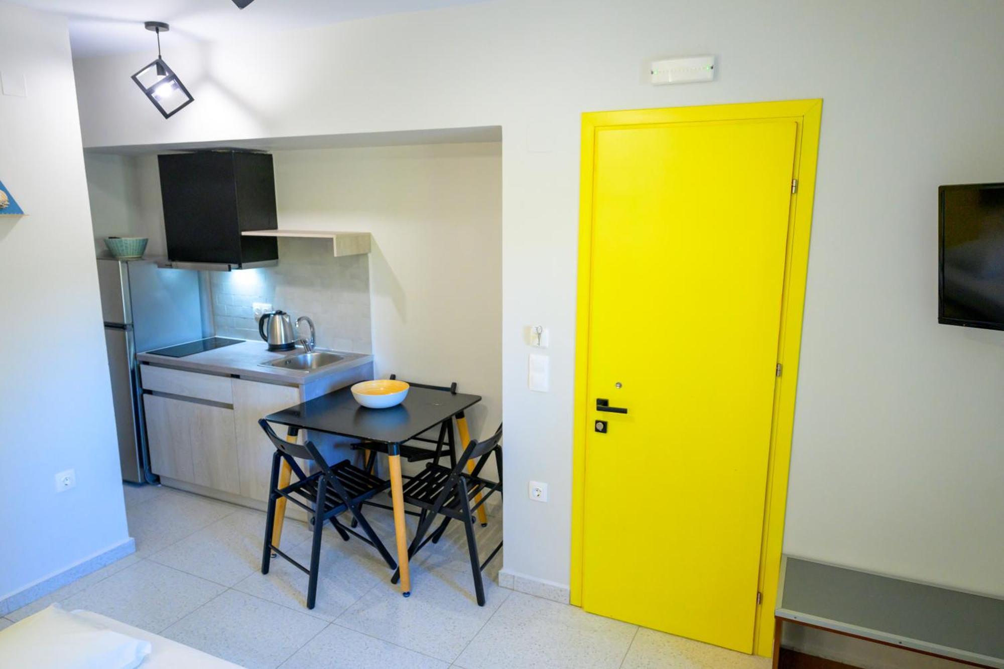 Bikini Apartments Kariótai Стая снимка