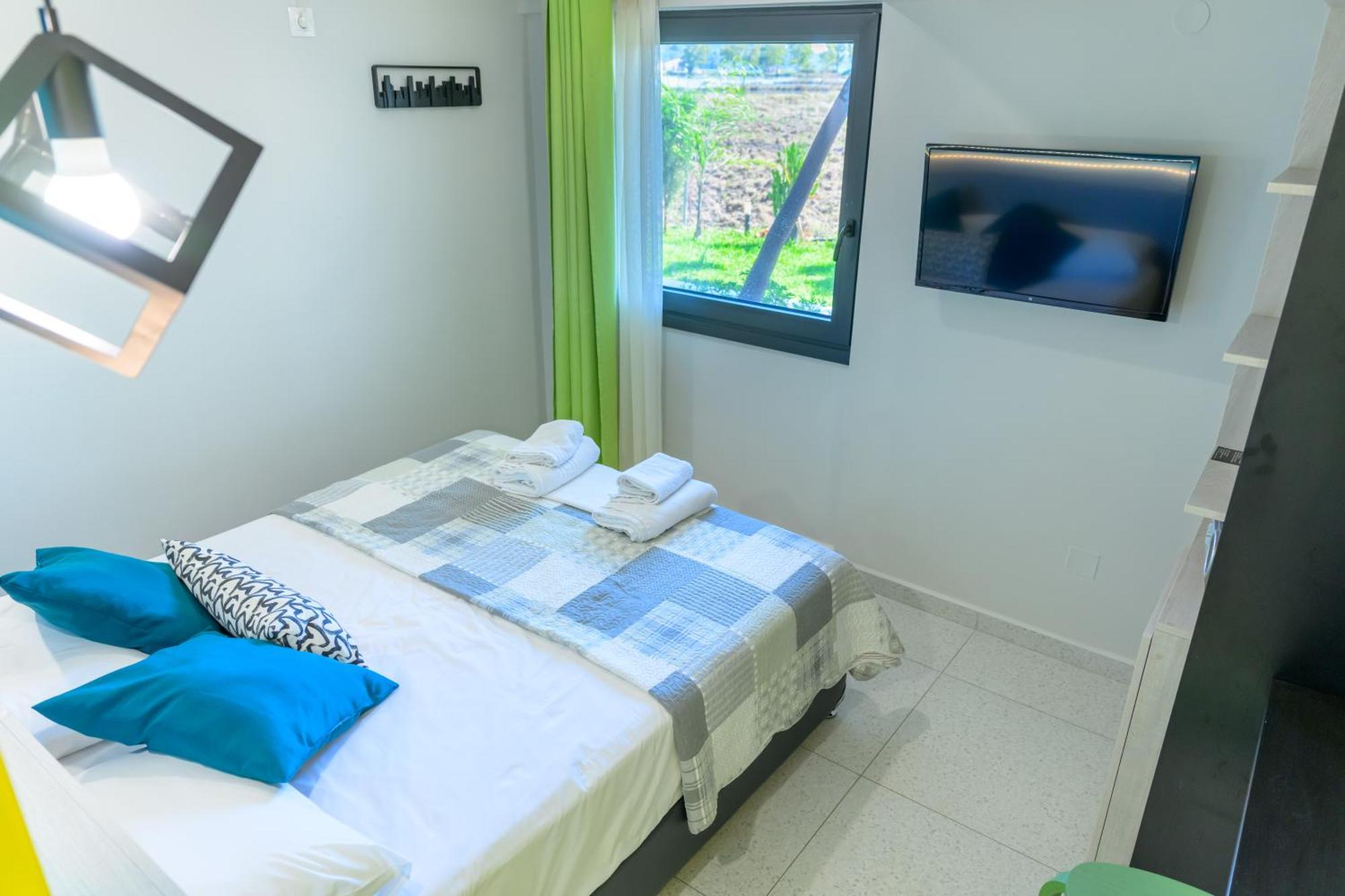 Bikini Apartments Kariótai Стая снимка