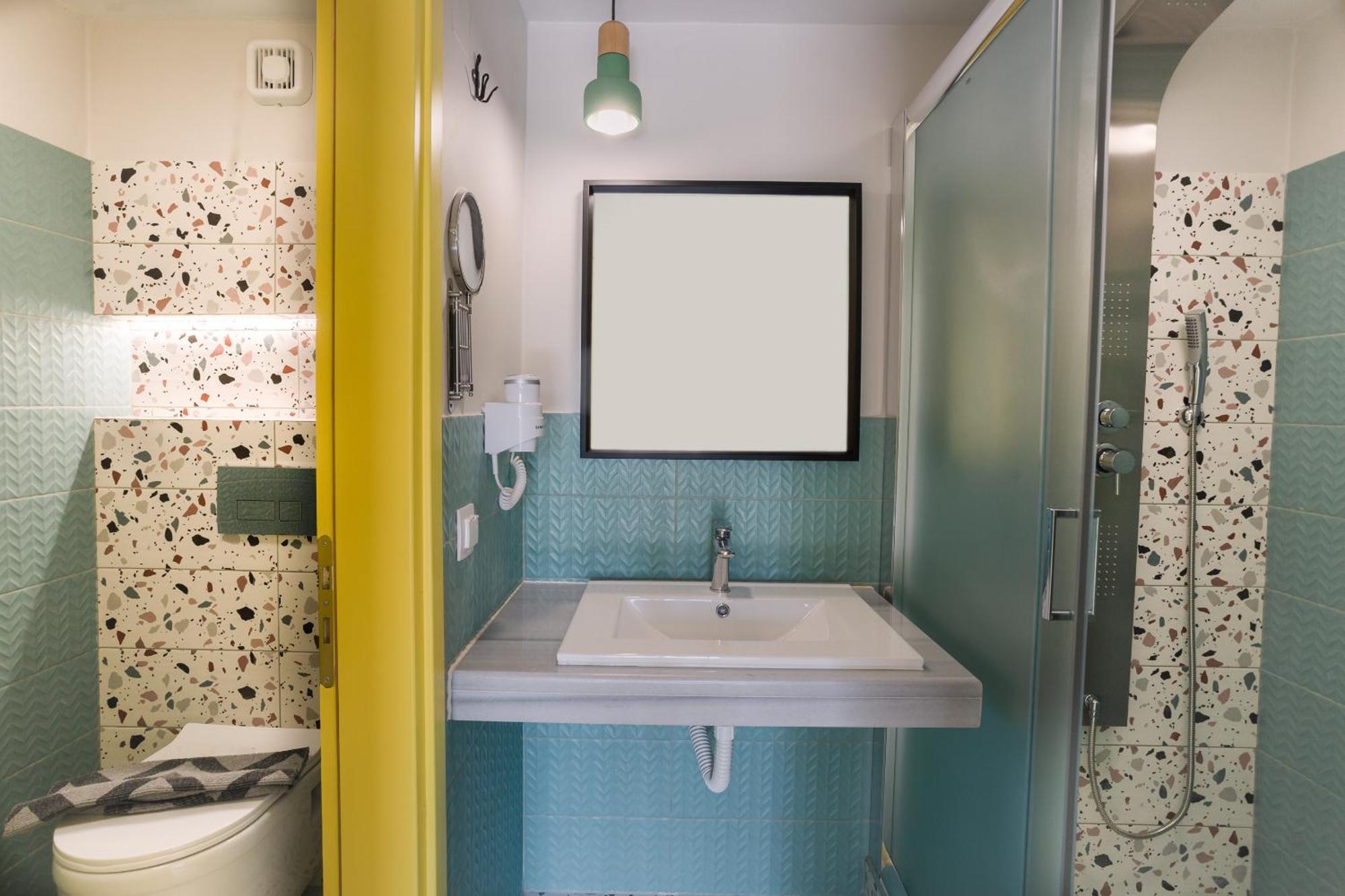 Bikini Apartments Kariótai Екстериор снимка